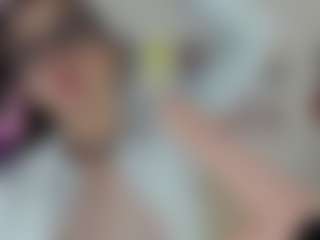 LosAlice's Live Sex Cam Show