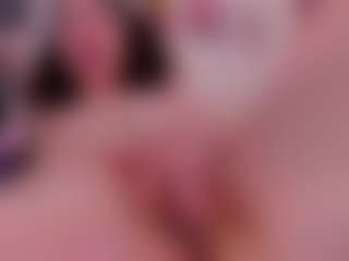 LosAlice's Live Sex Cam Show