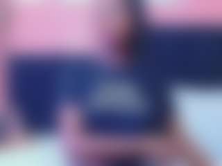 Live cam show with petitelittleebony - Granny on Camsoda