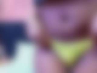 Live cam show with petitelittleebony - Granny on Pornisteam.com