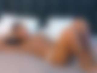 petitelittleebony's Live Sex Cam Show