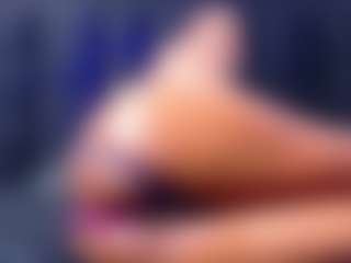 Live cam show with petitelittleebony - Mature on mypornchat.com