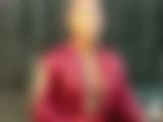 Live cam show with petitelittleebony - Granny on liverealitysex.com