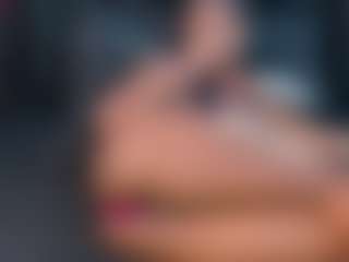 petitelittleebony's Live Sex Cam Show