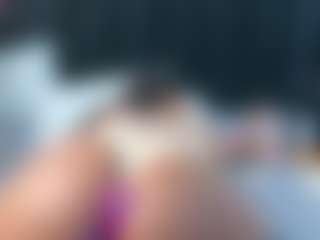 Live cam show with petitelittleebony - Cock Rating on https://playwithruby.com