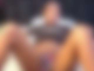 petitelittleebony's Live Sex Cam Show