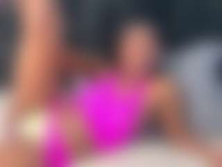 Live cam show with petitelittleebony - Bedroom Mature on Camming Site