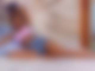 Live cam show with petitelittleebony - Asian Granny on realtime-chat