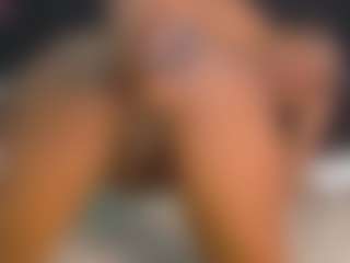 petitelittleebony's Live Sex Cam Show