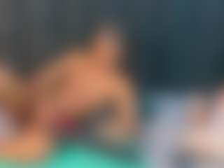 petitelittleebony's Live Sex Cam Show