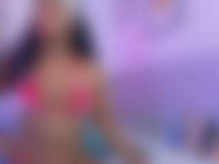 Live cam show with petitelittleebony - Moaning on 1on1-livenow