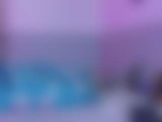 Live cam show with petitelittleebony - Bedroom Mature on LiveSexCams6
