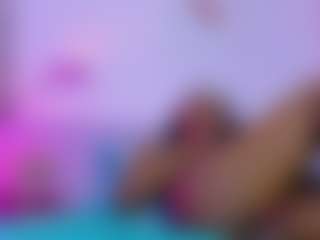 Live cam show with petitelittleebony - Dildo Mature on Fit Hotties