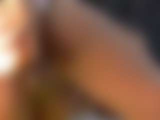 petitelittleebony's Live Sex Cam Show