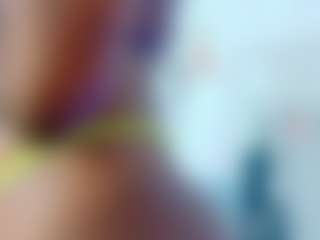 petitelittleebony's Live Sex Cam Show