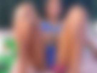 Live cam show with petitelittleebony - Public Mature on Camsoda