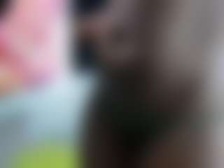 Petitelittleebony