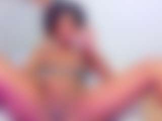 Show en direct avec petitelittleebony - Public sur Camsoda