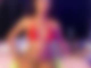 Show en direct avec petitelittleebony - Bedroom Mature sur Camsoda