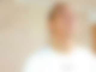 Live cam show with SaraSmit - Average on luckytryst.com