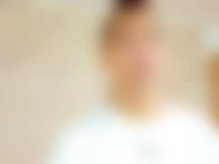 Live cam show with SaraSmit - Black Hair on luckytryst.com