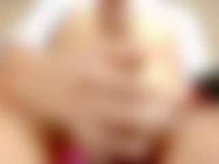 Live cam show with SaraSmit - Orgasm on luckytryst.com
