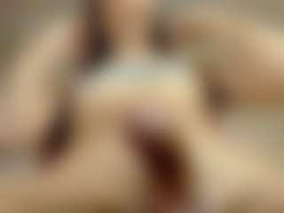 Live cam show with SaraSmit - Big Balls on Big Tits