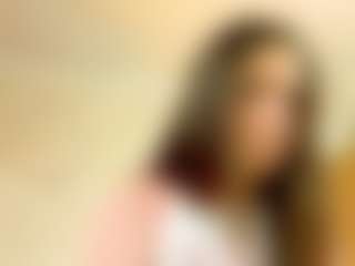 Live cam show with SaraSmit - Black Hair on Camsoda