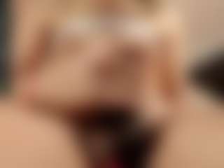 Live cam show with SaraSmit - British on Camsoda