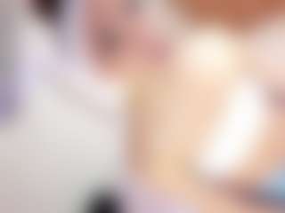 Live cam show with SaraSmit - Average on CamwithHer