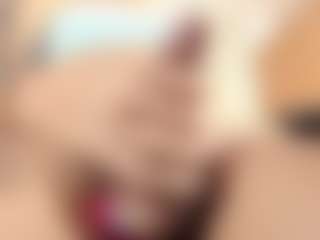 Live cam show with SaraSmit - Big Balls on CamSextacy
