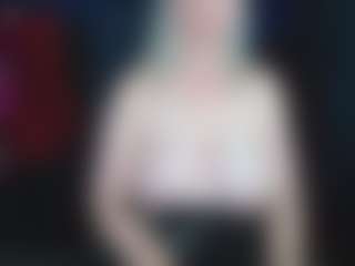 Live cam show with abbinatural - Big Nipples on AdultVida.com