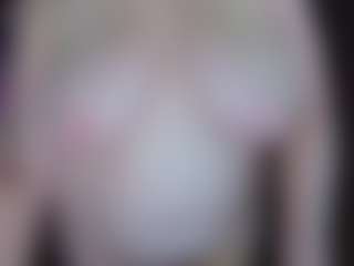 Live cam show with abbinatural - Blonde Hair MILF on Hubzter Live