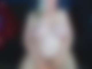 Live cam show with abbinatural - Butt Plug on Livezox