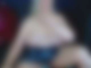 Live cam show with abbinatural - Cosplay Curvy on CamClone
