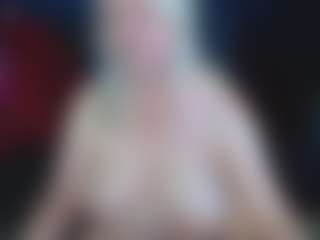 Live cam show with abbinatural - Cosplay Curvy on TeamSkeetLive