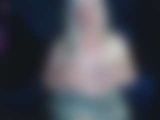 Live cam show with abbinatural - Double Penetration on livesuperchat.net
