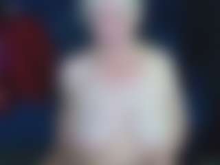Live cam show with abbinatural - Blue Eyes on Streamer API
