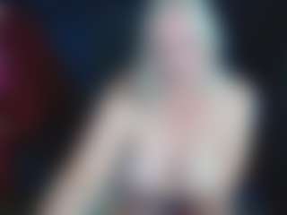 Live cam show with abbinatural - Curvy MILF on Camsoda