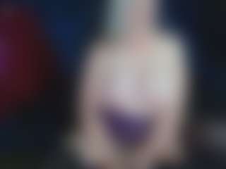 Live cam show with abbinatural - Big Nipples on TottyGirls