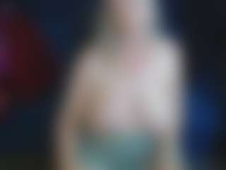 Live cam show with abbinatural - Nora on SxyPornLive