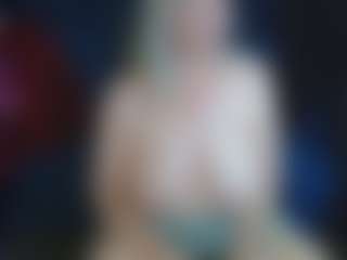 Live cam show with abbinatural - Nora on makecum.org