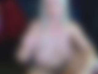 Live cam show with abbinatural - Cosplay on Milfs Live