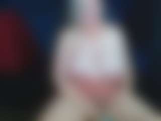 abbinatural MILF webcam performer live streaming