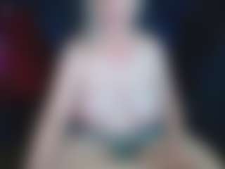 abbinatural, modelo webcam MILF transmitiendo en vivo