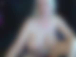 Live cam show with abbinatural - Double Penetration on Camsoda