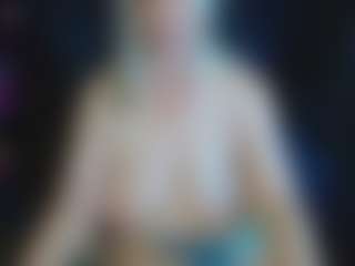 Spettacolo in cam dal vivo con abbinatural - Nora su Camsoda