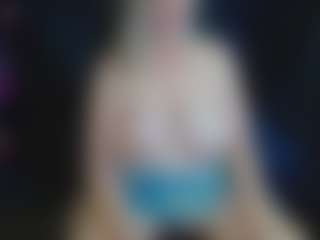 Live cam show with abbinatural - Nora on Camsoda
