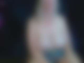 Live cam show with abbinatural - Nora on WildCum