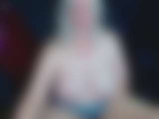 Spettacolo in cam dal vivo con abbinatural - Cosplay Curvy su Camsoda